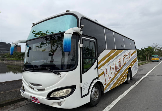 27人座中巴|中型團體機動選擇